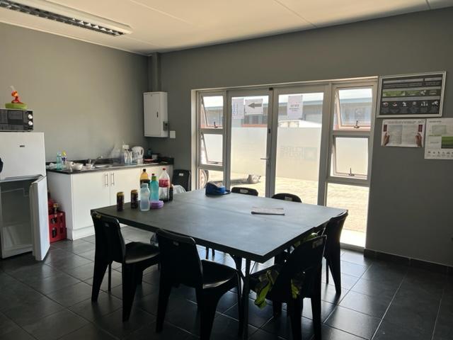 To Let commercial Property for Rent in Greenbushes Eastern Cape